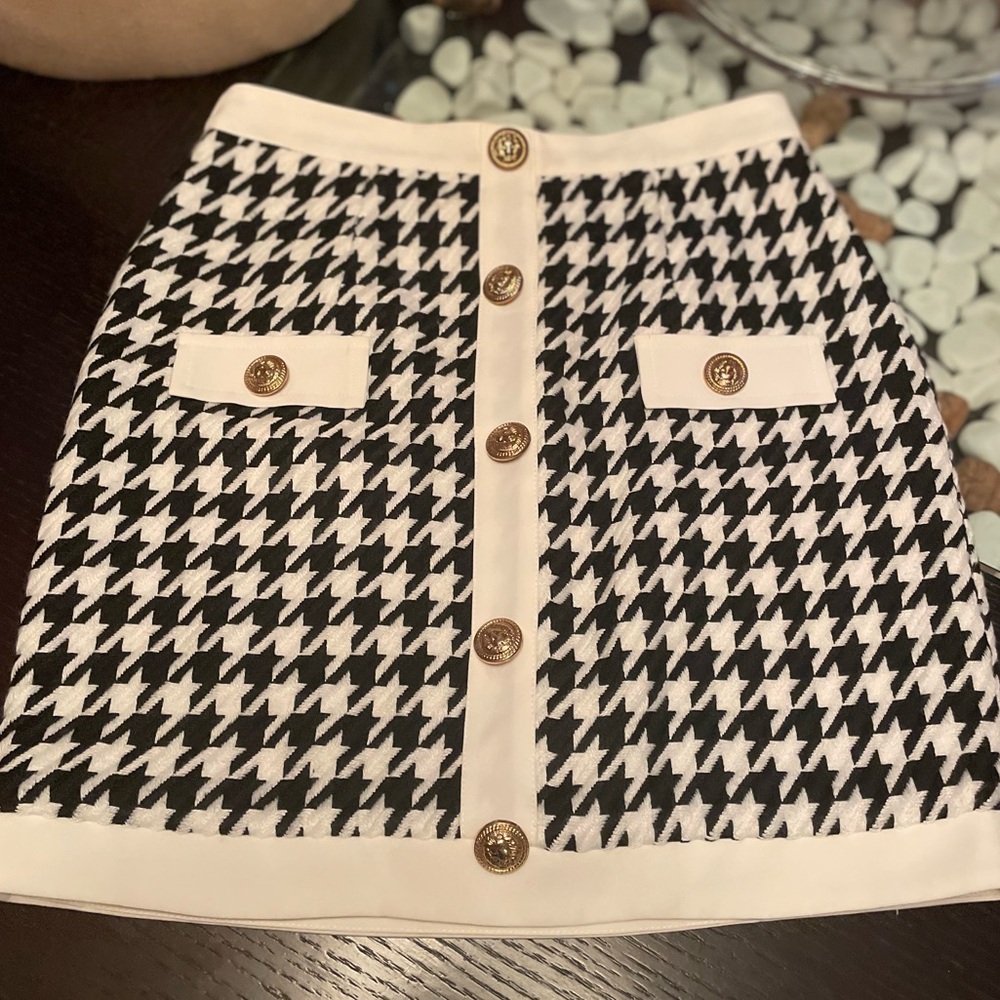 Houndstooth Knitted Skirt Set - Picture 4 of 8